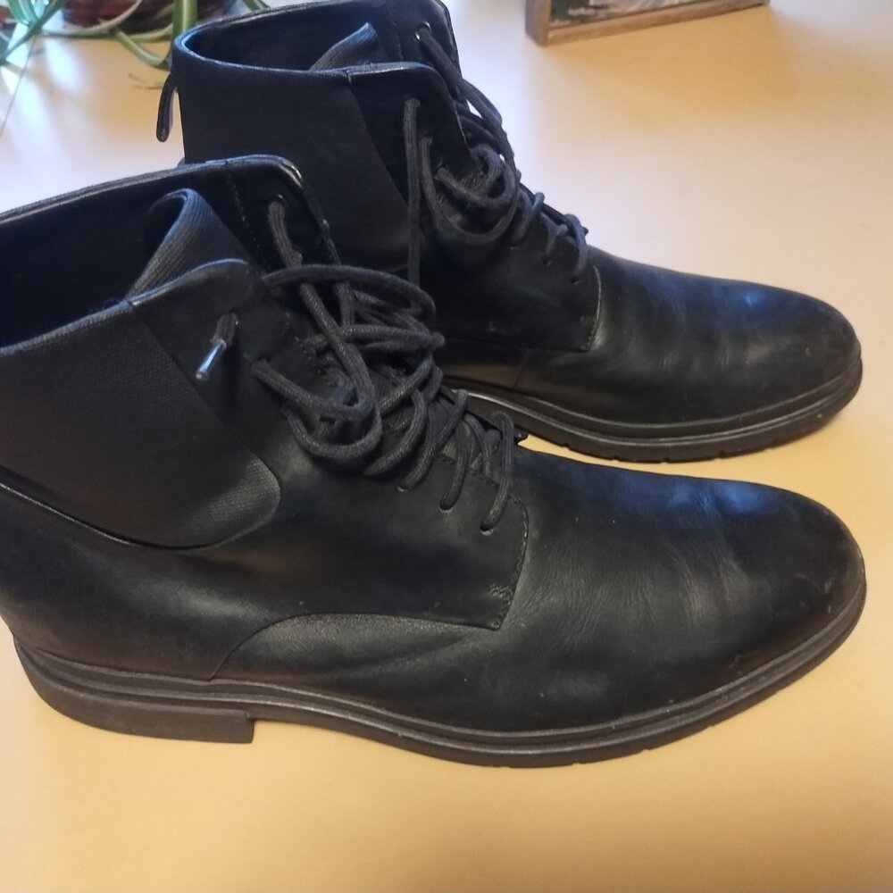 Clarks - Black Goretex Men's Boots - Size 10